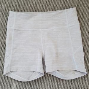 OUTDOOR VOICES beige cream gray heather stretch bike shorts sz S